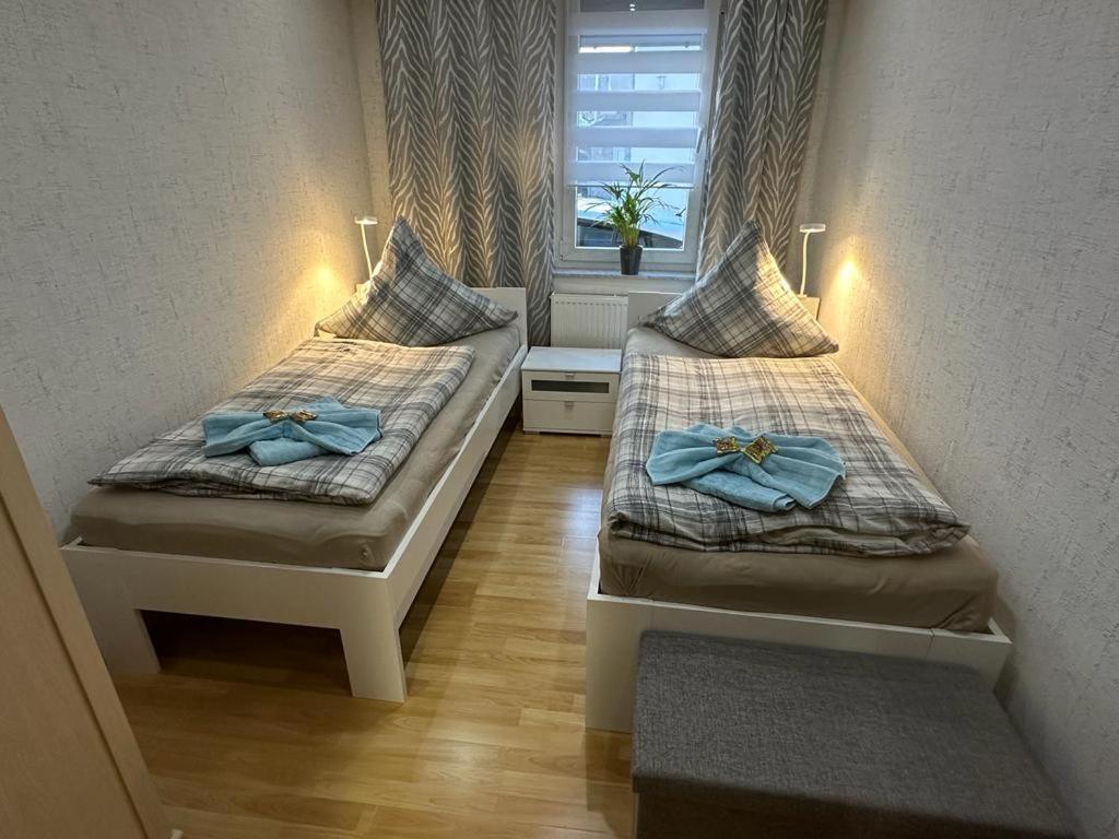 Christels Ferienwohnung 2 In Thale Mit Ueberdachter Terrasse, Kueche Mit Tv & Geschirrspueler ภายนอก รูปภาพ