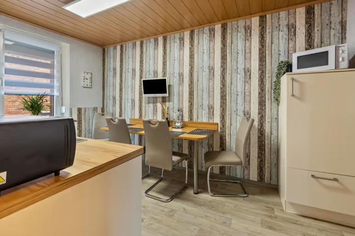 Christels Ferienwohnung 2 In Thale Mit Ueberdachter Terrasse, Kueche Mit Tv & Geschirrspueler ภายนอก รูปภาพ