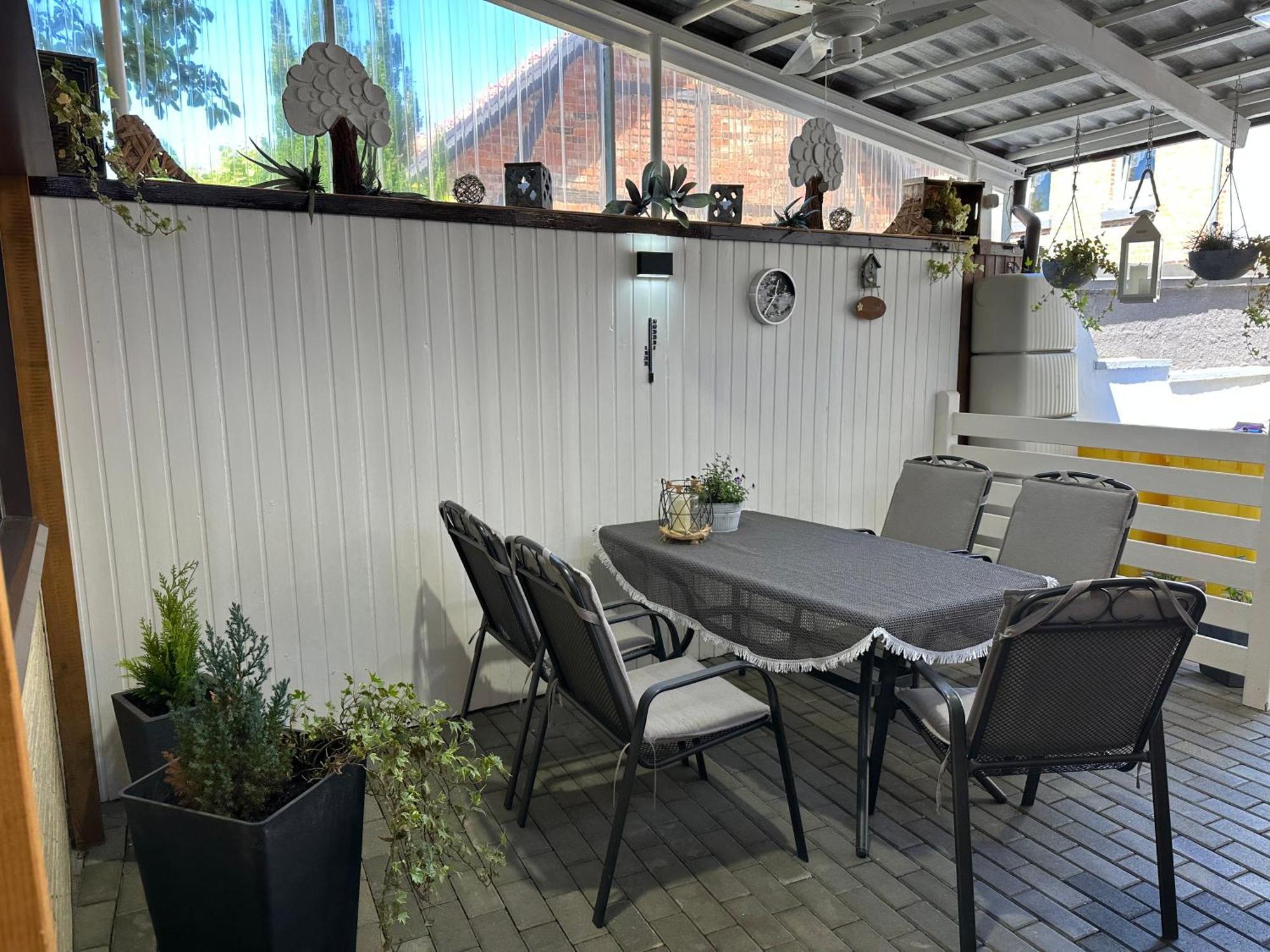 Christels Ferienwohnung 2 In Thale Mit Ueberdachter Terrasse, Kueche Mit Tv & Geschirrspueler ภายนอก รูปภาพ